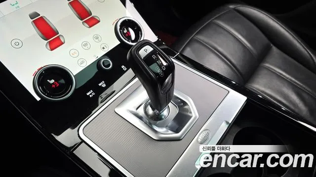 Land Rover Range Rover Evoque 2019 thumb 9