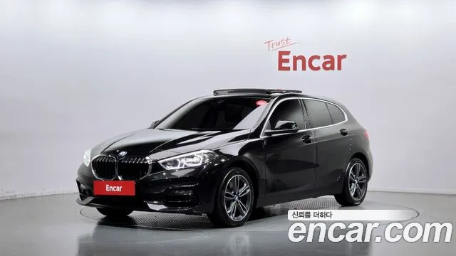 BMW 1-Series 2022 thumb 12