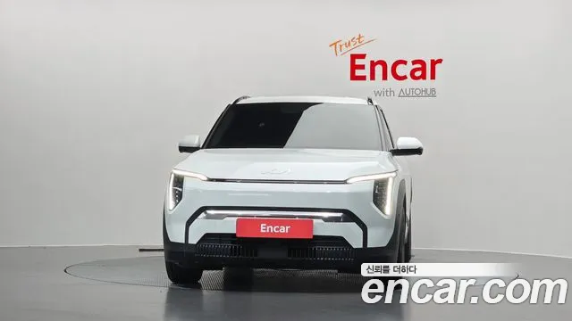 Kia EV3 2025 thumb 3