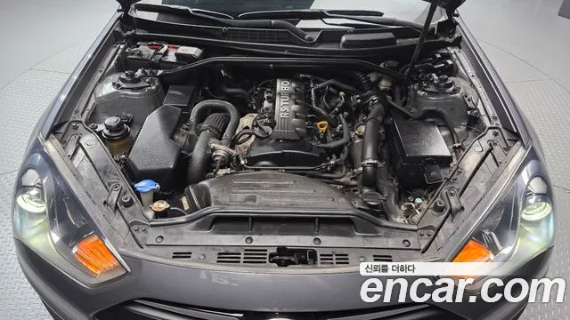 Hyundai Genesis 2016 thumb 6