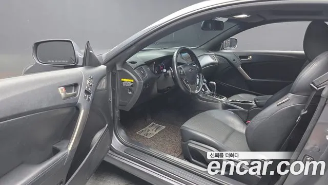Hyundai Genesis 2016 thumb 10