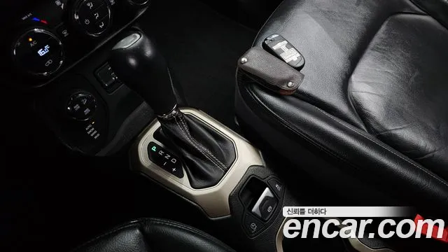 Jeep Renegade 2016 thumb 9