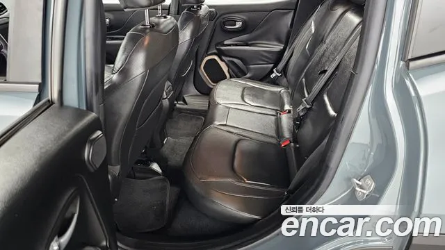 Jeep Renegade 2016 thumb 11
