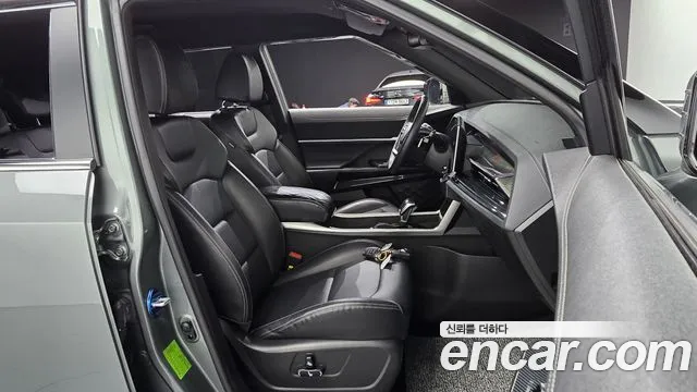 KG_Mobility_Ssangyong Torres 2023 thumb 11