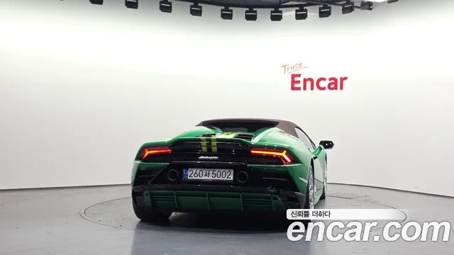 Lamborghini Huracan 2022 thumb 4