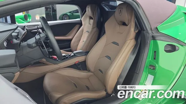 Lamborghini Huracan 2022 thumb 11