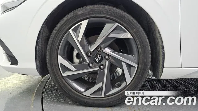 Hyundai Avante 2024 thumb 5