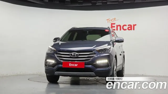 Hyundai Santa Fe 2017 thumb 3