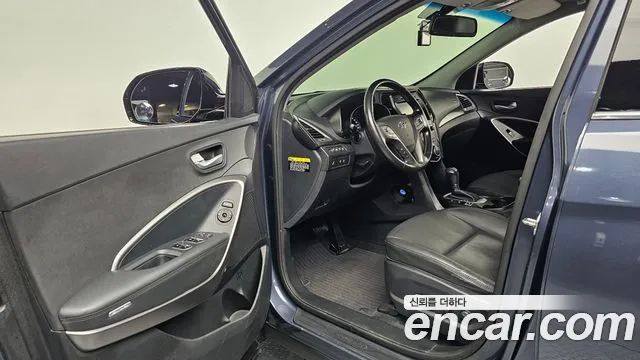 Hyundai Santa Fe 2017 thumb 10