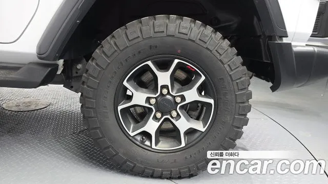 Jeep Wrangler 2023 thumb 4