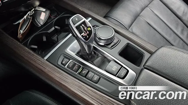 BMW X5 2017 thumb 9