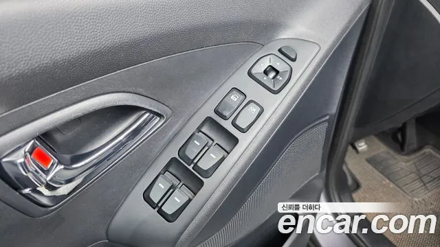 Hyundai Tucson 2010 thumb 11