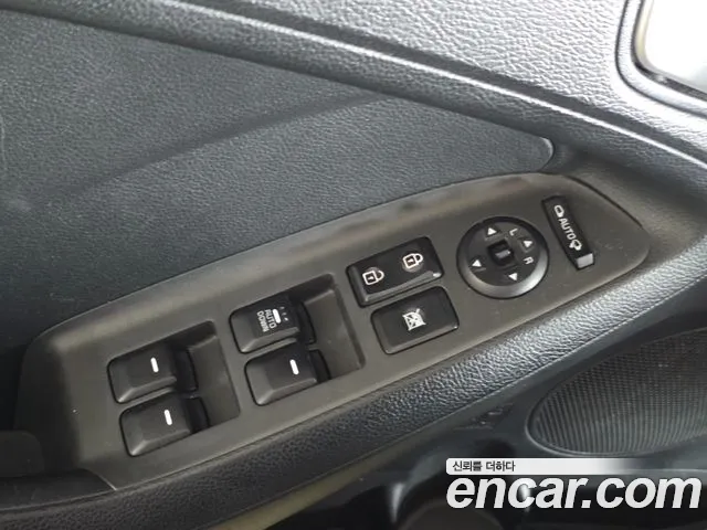 Kia K3 2016 thumb 9