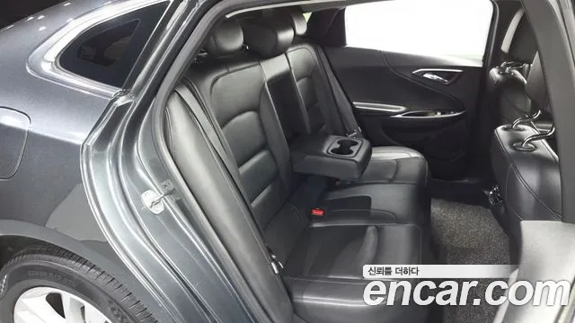 ChevroletGMDaewoo Malibu 2017 thumb 12