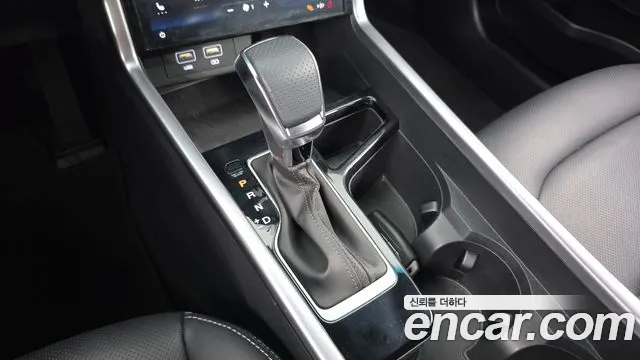 KG_Mobility_Ssangyong Torres 2022 thumb 9