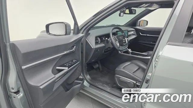 KG_Mobility_Ssangyong Torres 2022 thumb 10