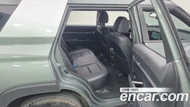 KG_Mobility_Ssangyong Torres 2022 thumb 11