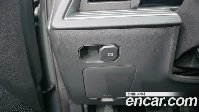 KG_Mobility_Ssangyong Torres 2022 thumb 12