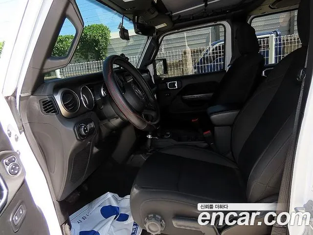 Jeep Wrangler 2019 thumb 9