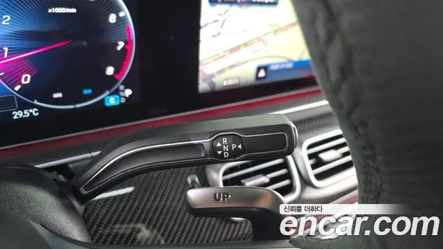 Mercedes-Benz GLE 2025 thumb 9