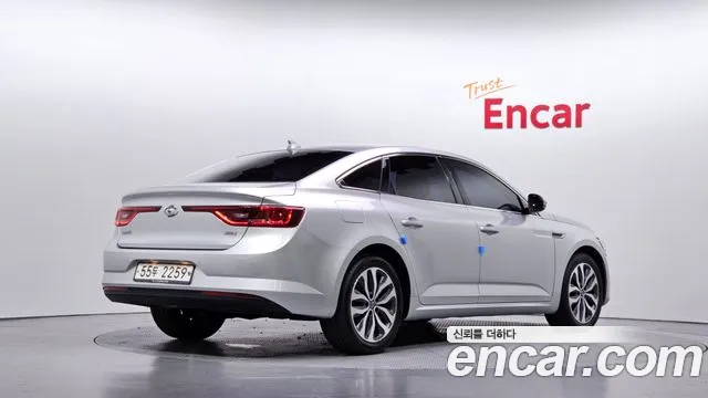 Renault-KoreaSamsung Megane 2016 thumb 2