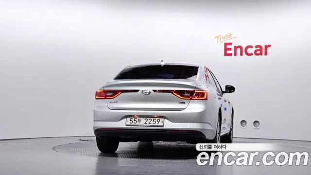 Renault-KoreaSamsung Megane 2016 thumb 4