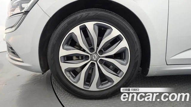 Renault-KoreaSamsung Megane 2016 thumb 5