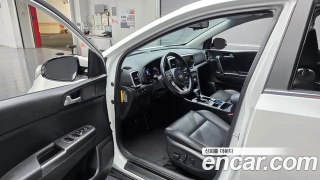 Kia Sportage 2018 thumb 10