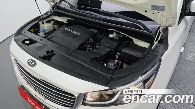Kia Carnival 2017 thumb 6