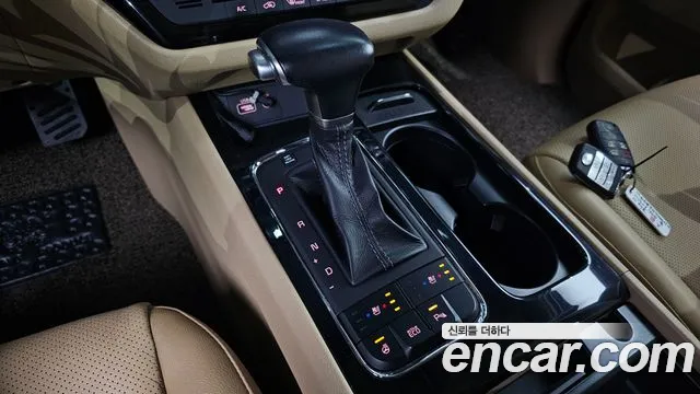 Kia Carnival 2017 thumb 9