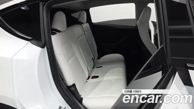 Tesla Model Y 2024 thumb 11