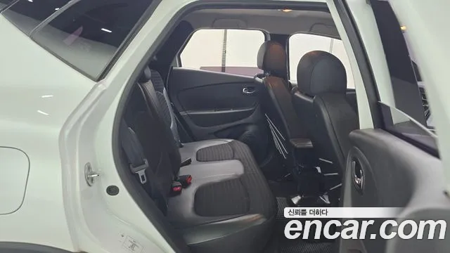 Renault-KoreaSamsung Captur 2017 thumb 11