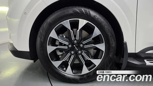 Kia Carnival 2022 thumb 5
