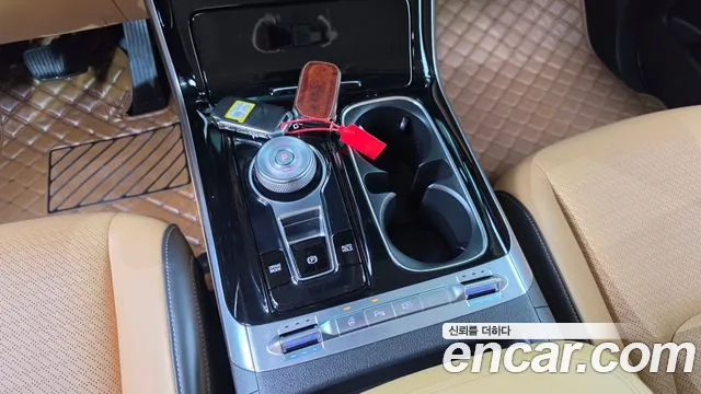 Kia Carnival 2022 thumb 9