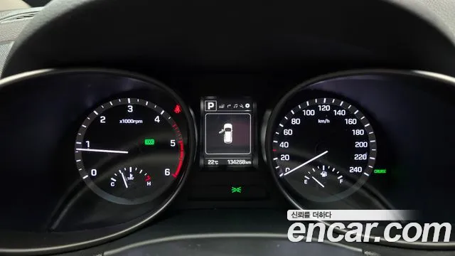 Hyundai Santa Fe 2017 thumb 8