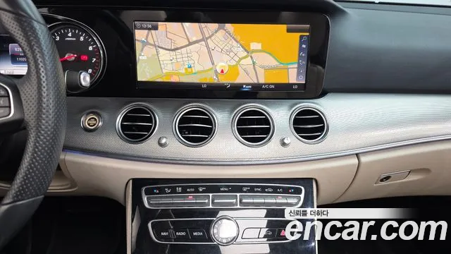 Mercedes-Benz E-Класс 2018 thumb 12