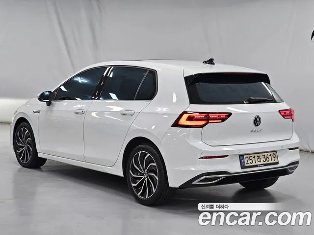 Volkswagen Golf Sportsvan 2022 thumb 6