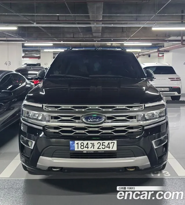Ford Expedition 2023 thumb 3