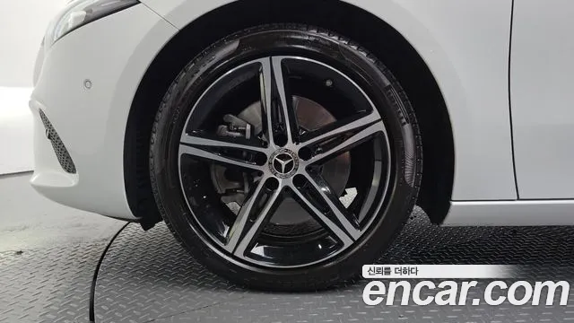 Mercedes-Benz A-Класс 2020 thumb 5