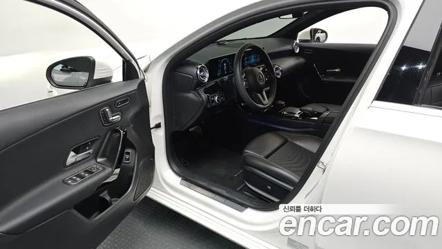 Mercedes-Benz A-Класс 2020 thumb 10