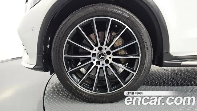 Mercedes-Benz GLC 2017 thumb 5