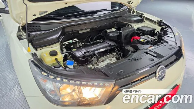 KG_Mobility_Ssangyong TIBOLI 2015 thumb 6