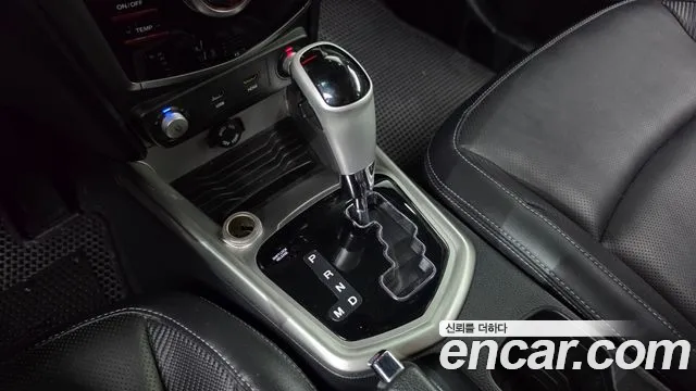 KG_Mobility_Ssangyong TIBOLI 2015 thumb 9