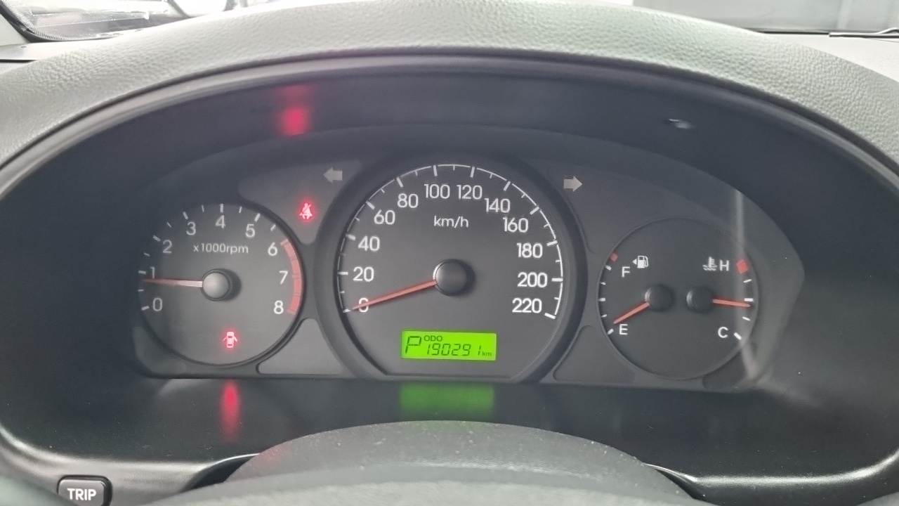 Hyundai Starex 2012 thumb 8