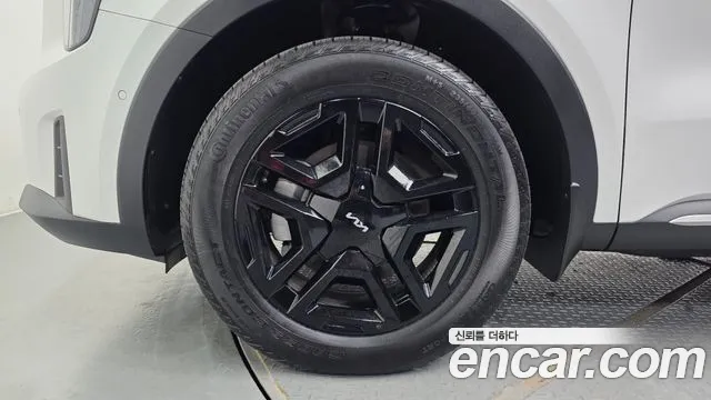 Kia Sorento 2024 thumb 5