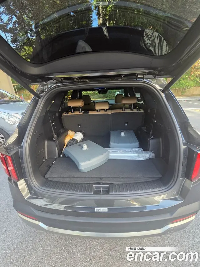 Kia Sorento 2024 thumb 9