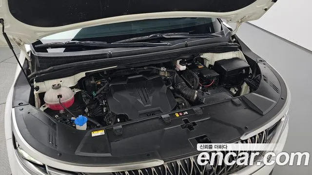 Kia Carnival 2023 thumb 6