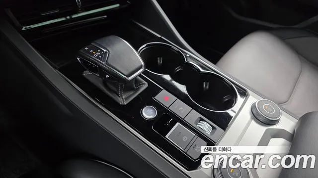 Volkswagen Touareg 2023 thumb 8