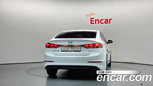 Hyundai Avante 2018 thumb 4