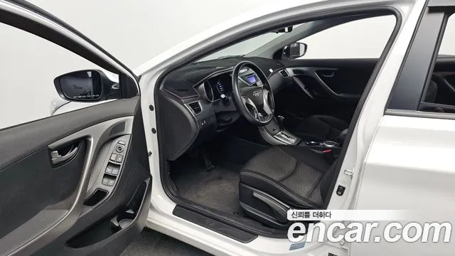 Hyundai Avante 2011 thumb 10